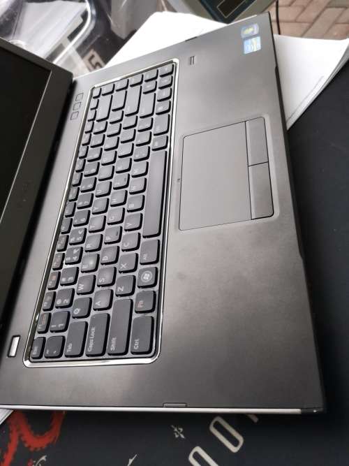 *SOLID SPEC i5*DELL VOSTRO 3560*i5-3210m*6GB RAM*500GB HDD*DVD*HD DISPLAY*